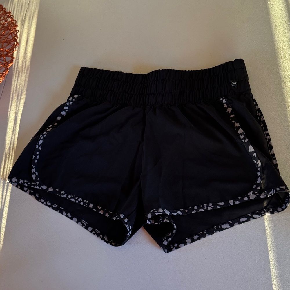 Jessica Simpson Black athletic Shorts with Patterned Trim size small